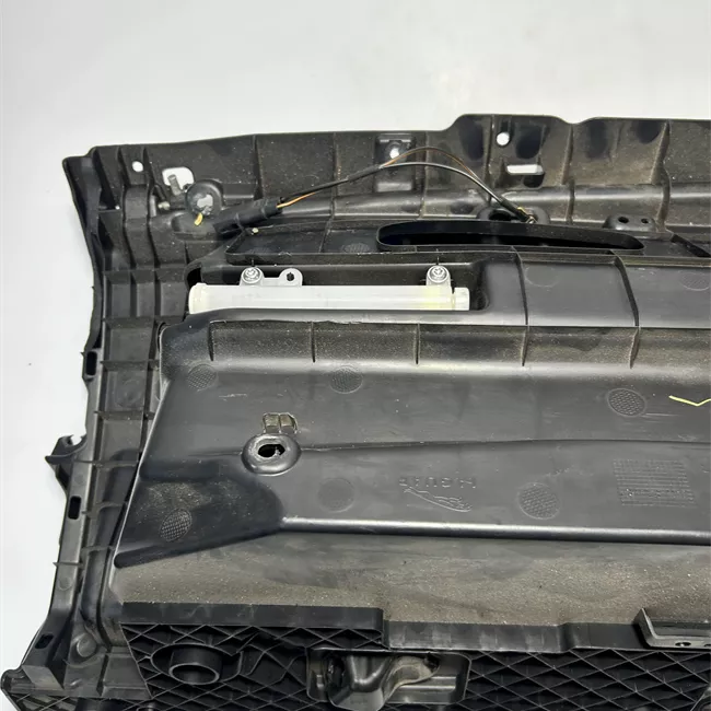 Portaoggetti cruscotto con portaoggetti standard