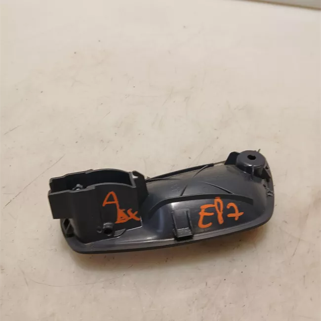 Maniglia interna apertura porta anteriore destra Grigio