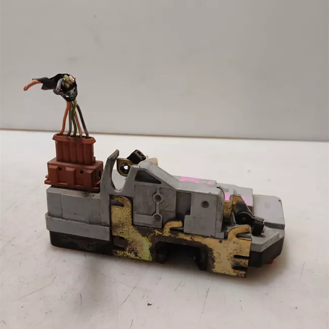 Serratura porta posteriore sinistra