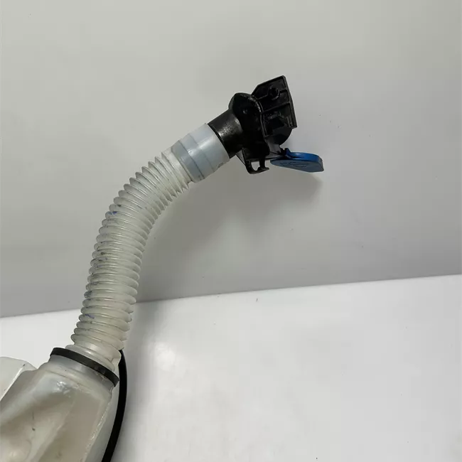 Serbatoio tergicristalli con lavafari