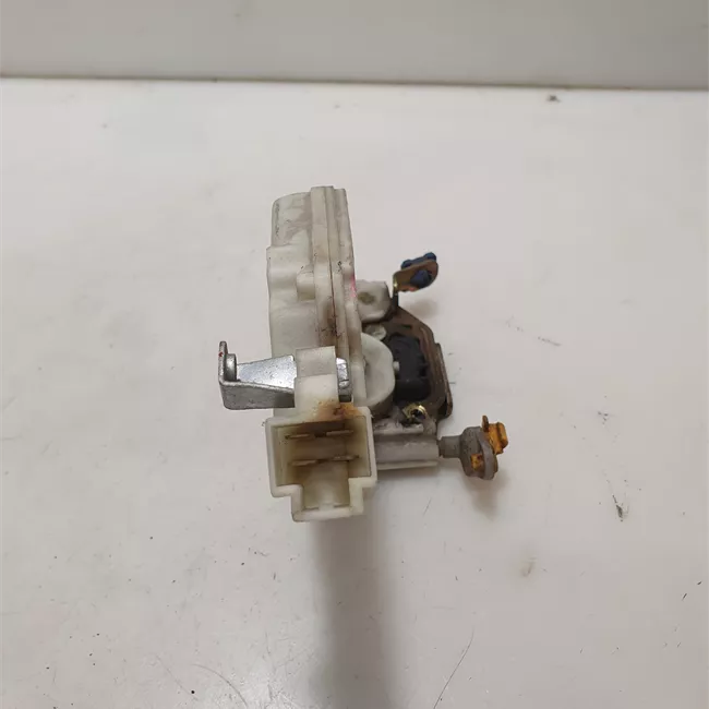 Serratura porta anteriore sinistra con attuatore porta