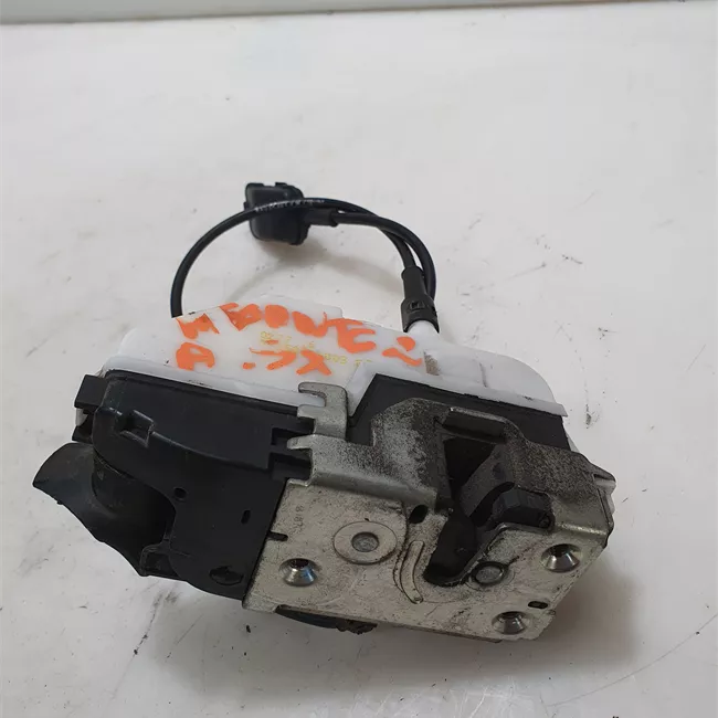 Serratura porta anteriore sinistra