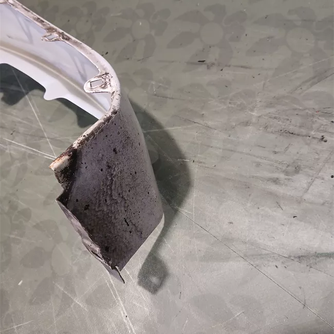 Parafango anteriore sinistro