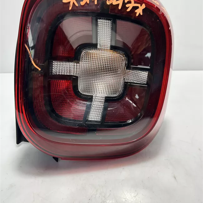 Fanale posteriore destro