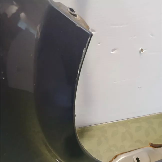 Parafango anteriore destro