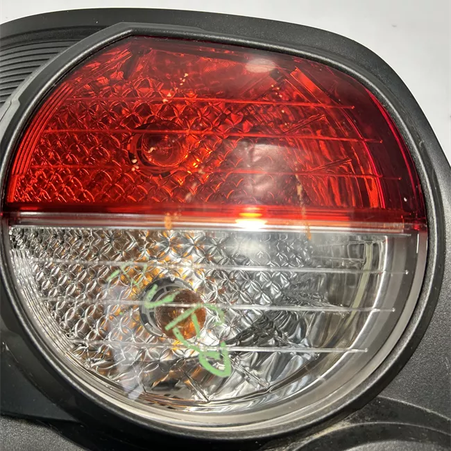 Fanale posteriore sinistro