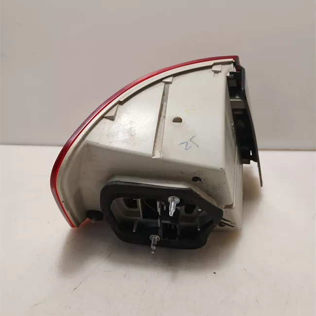 Fanale posteriore parte esterno destro