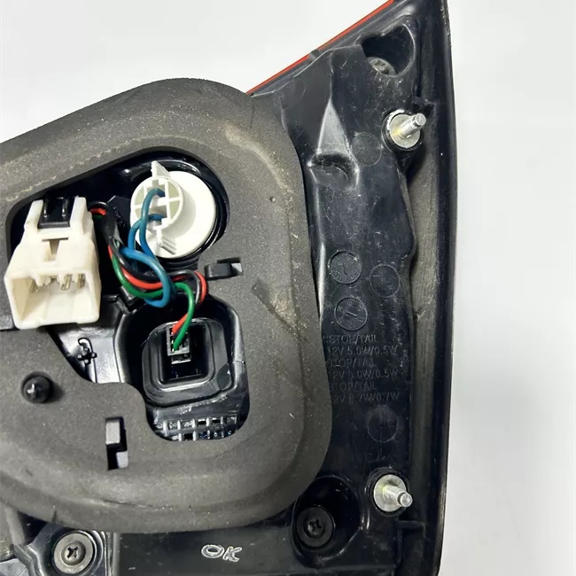 Fanale posteriore parte interno sinistro Led