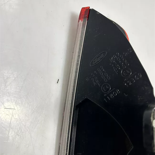 Fanale posteriore sinistro