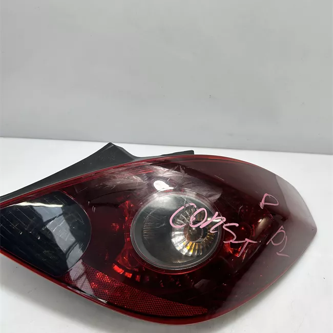 Fanale posteriore destro Trasparente scuro