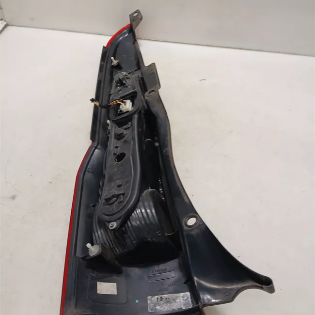 Fanale posteriore destro 11/04<