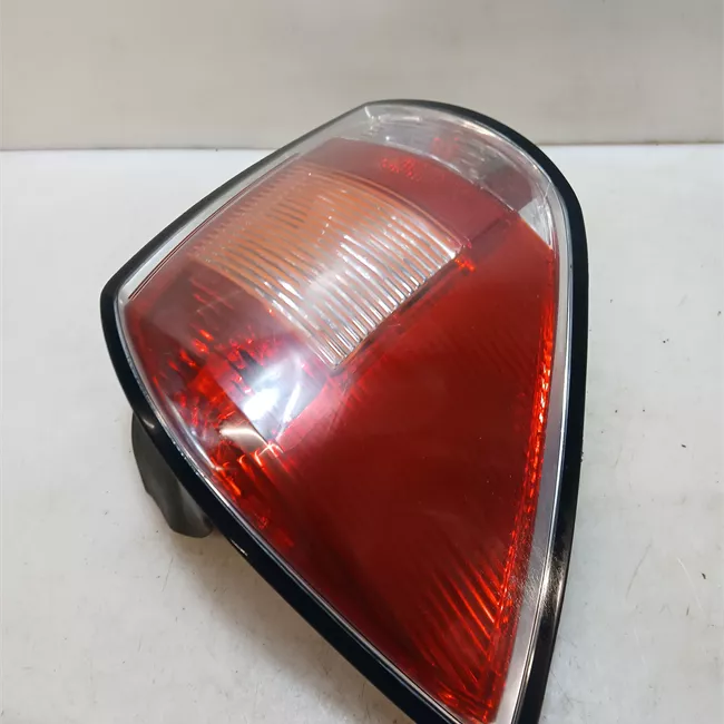 Fanale posteriore sinistro