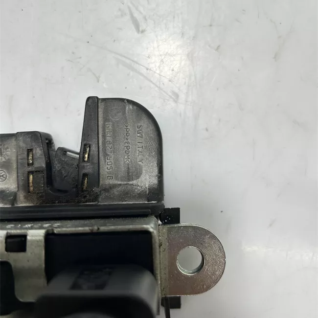 Serratura portello posteriore nero