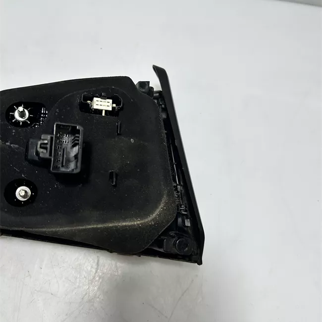 Fanale posteriore parte interno destro Oscurato