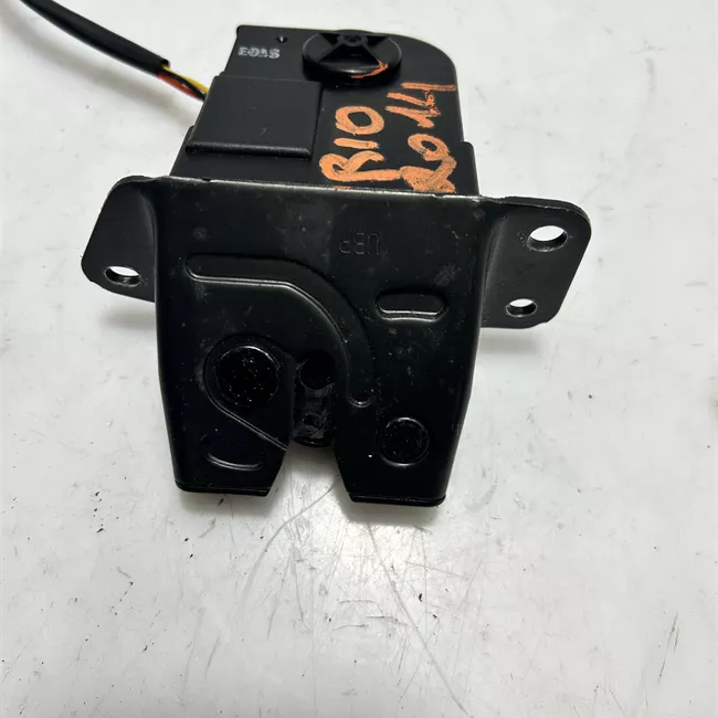 Serratura portello posteriore