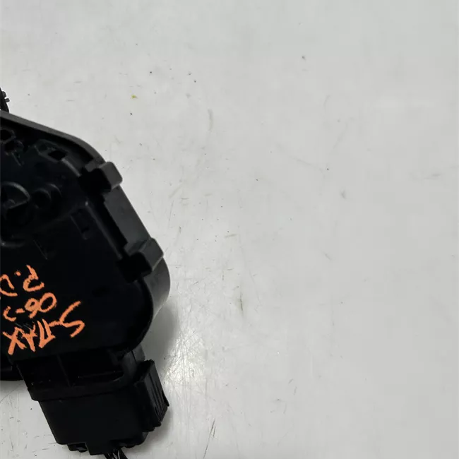 Serratura porta posteriore destra con rilascio elettrica