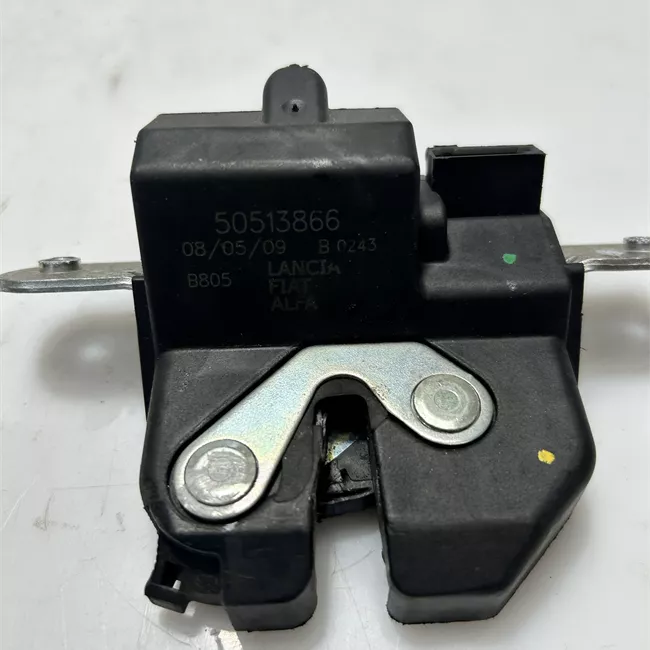 Serratura portello posteriore