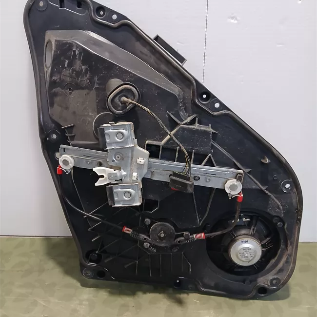 Alzacristallo elettrico porta posteriore sinistro con motorino