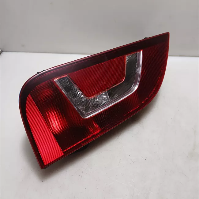 Fanale posteriore sinistro