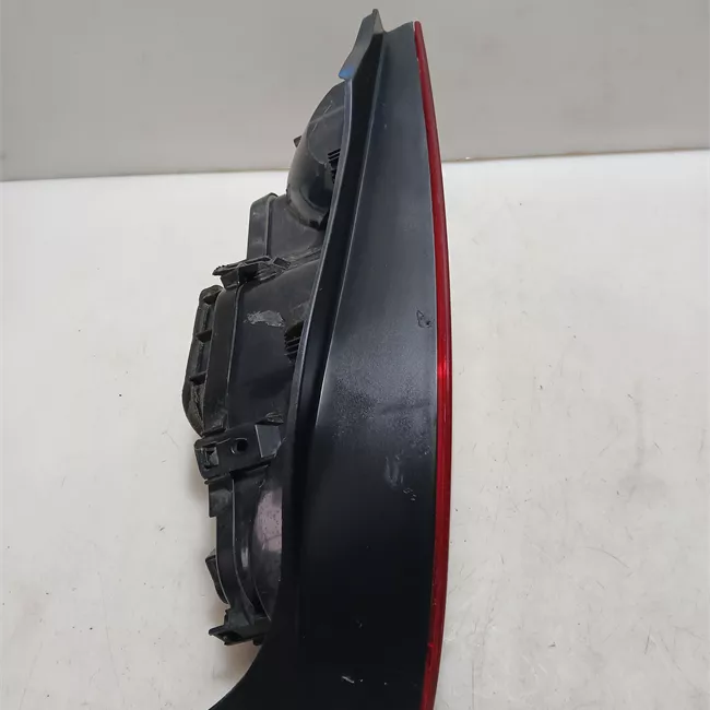 Fanale posteriore sinistro