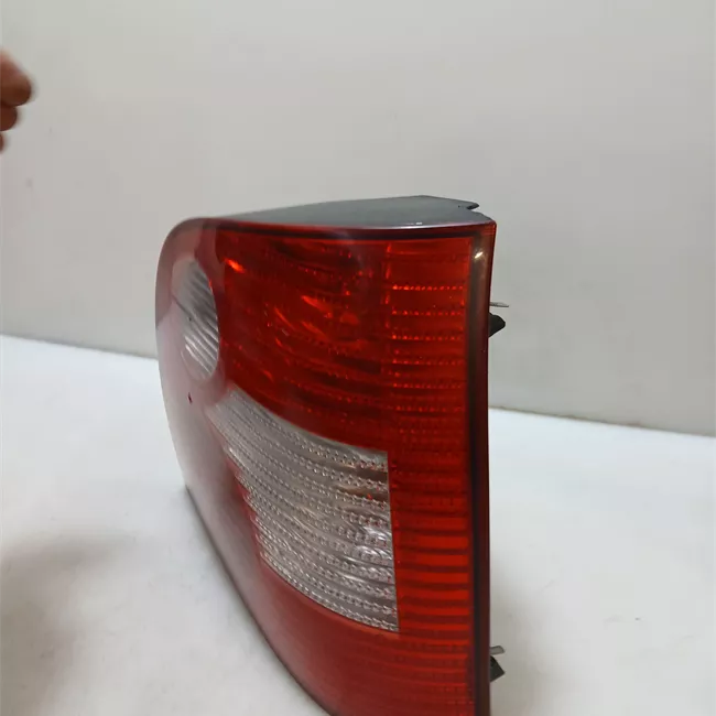 Fanale posteriore destro