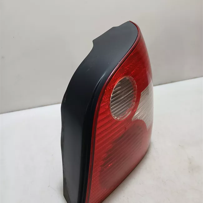 Fanale posteriore destro