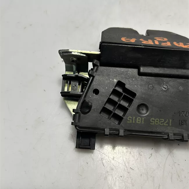 Serratura portello posteriore