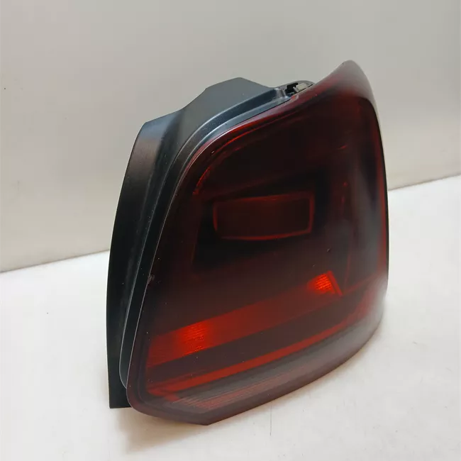 Fanale posteriore destro Oscurato