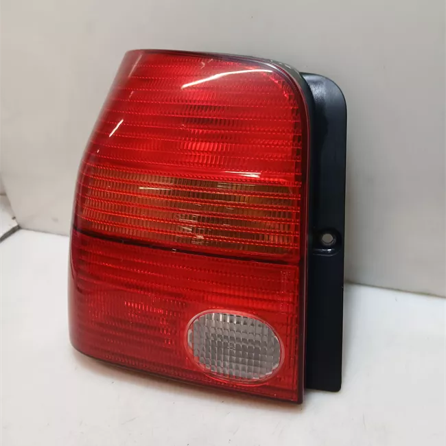 Fanale posteriore sinistro