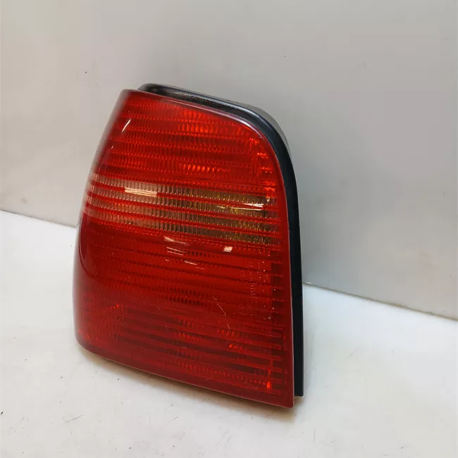 Fanale posteriore sinistro