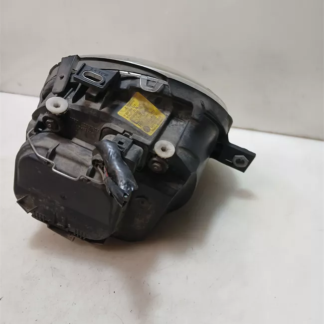 Proiettore con regolatore altezza sinistro