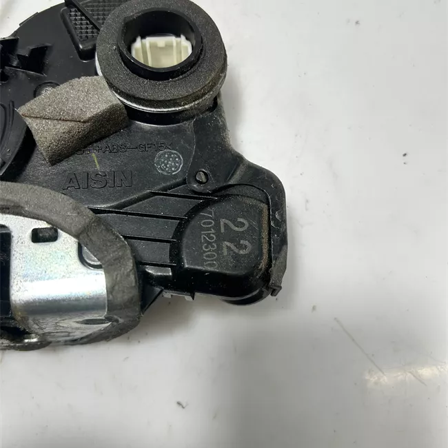 Serratura porta anteriore destra