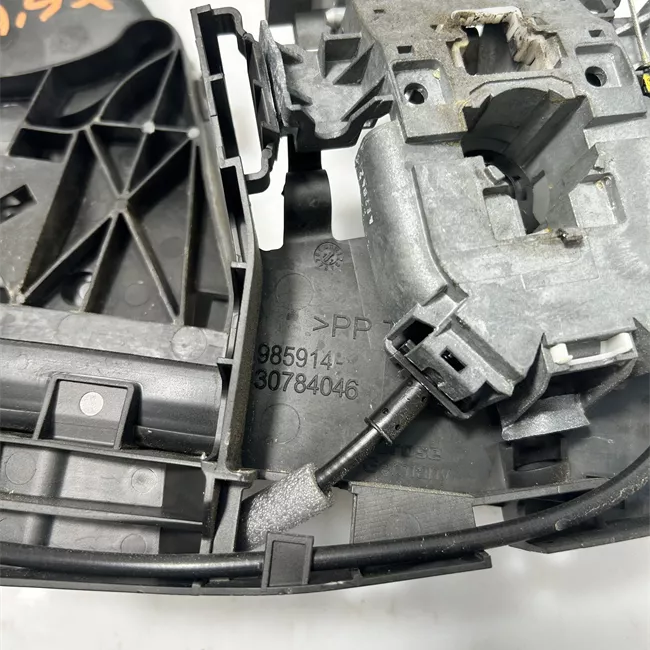 Serratura porta anteriore sinistra senza posizione bloccata