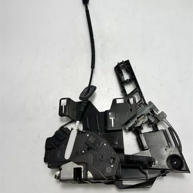 Serratura porta anteriore destra