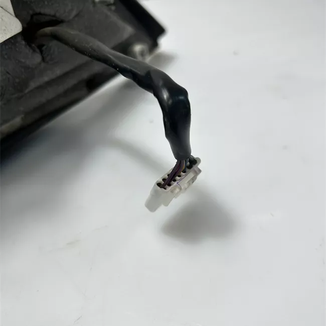 Retrovisore esterno regolazione elettrica sinistro Nero