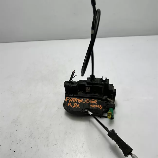 Serratura porta anteriore sinistra