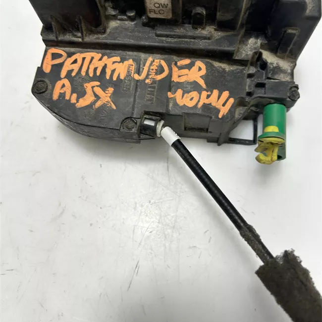 Serratura porta anteriore sinistra