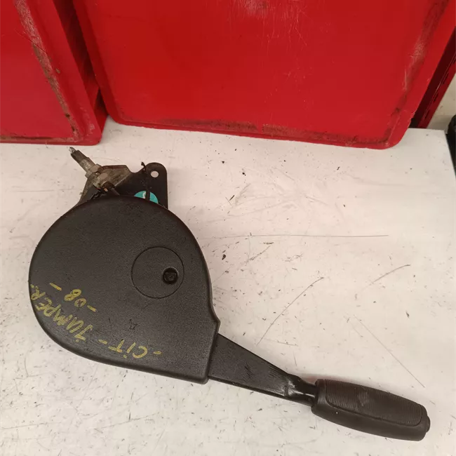 Leva freno stazionamento