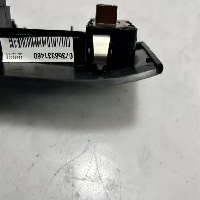 Interruttore alzacristalli porta anteriore