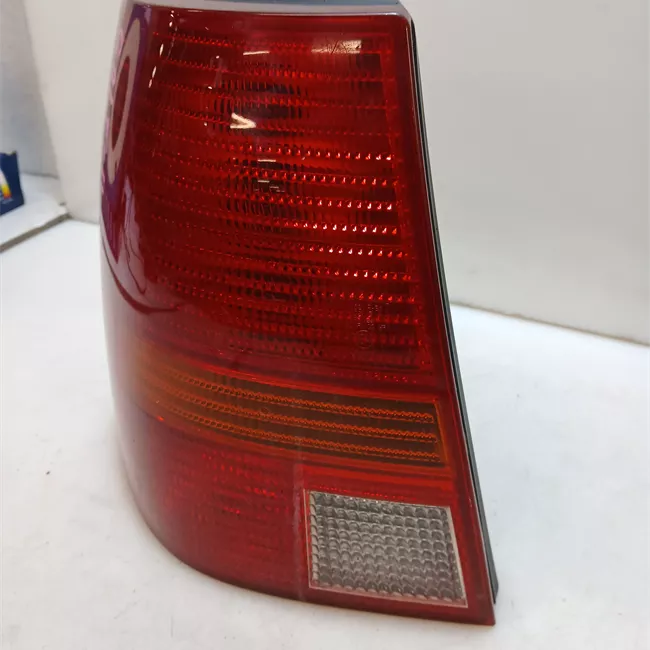 Fanale posteriore sinistro giallo/rosso