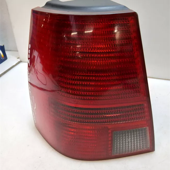 Fanale posteriore sinistro rosso