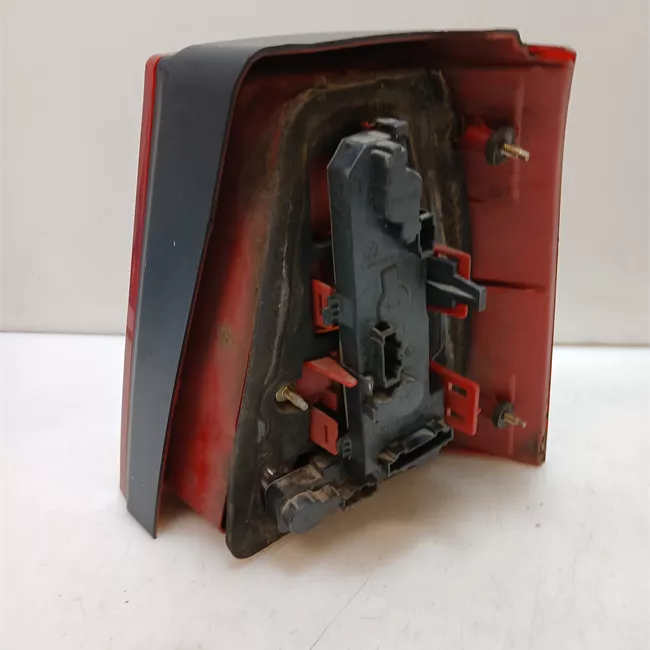 Fanale posteriore sinistro bianco