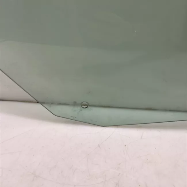 Scendente porta anteriore destro