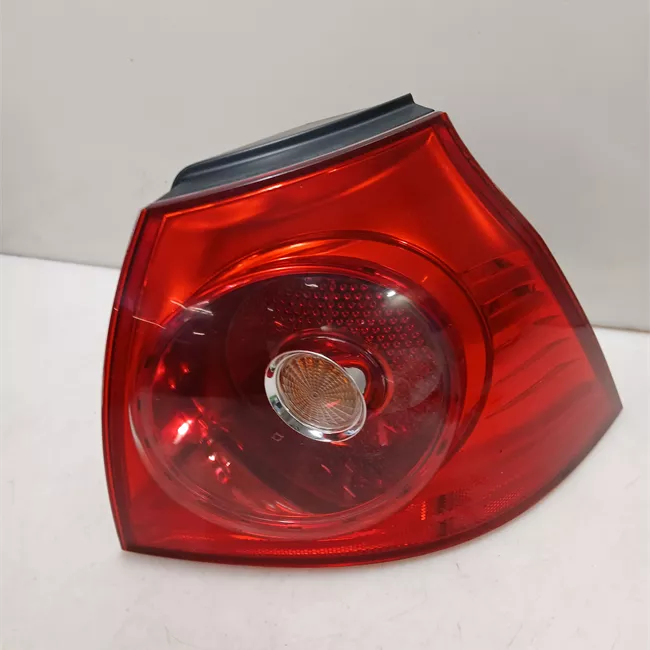 Fanale posteriore parte esterno destro