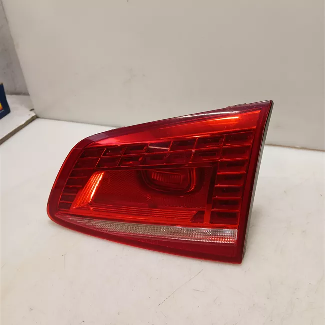 Fanale posteriore parte interno destro Led