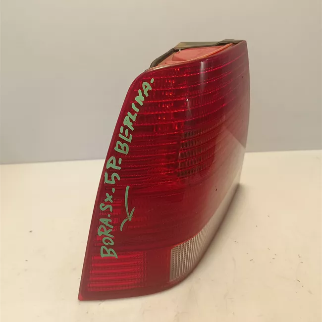 Fanale posteriore sinistro