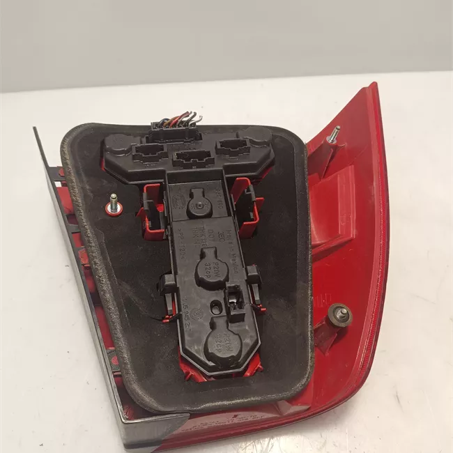 Fanale posteriore destro