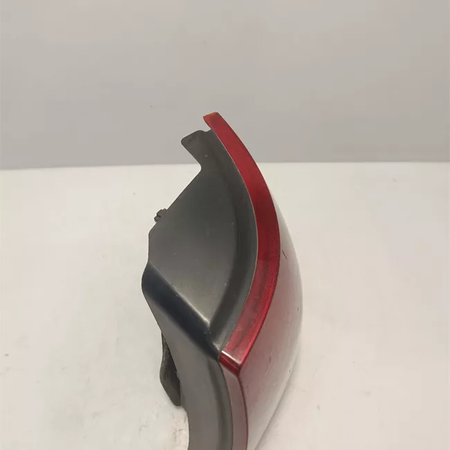 Fanale posteriore destro rosso