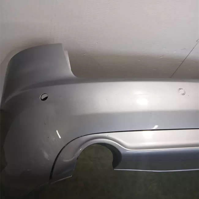 Paraurti posteriore con sens parch primer