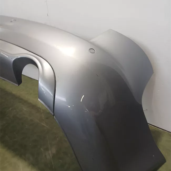 Paraurti posteriore con sens parch primer